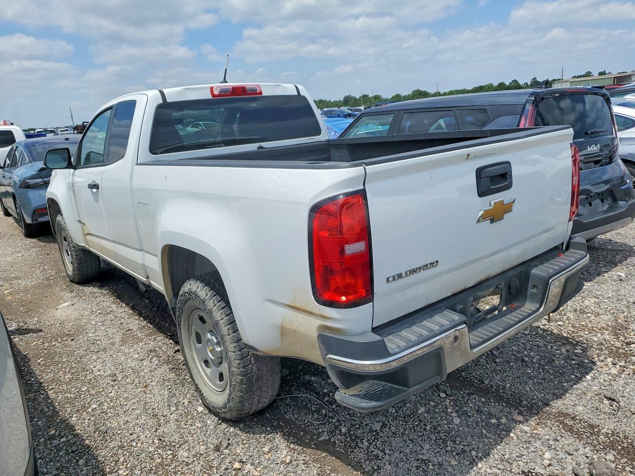 2016 CHEV Colorado VIN 1GCHSBEA6G1376023 photo 2