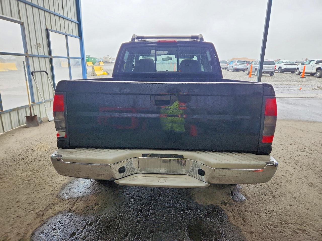 2000 NISSAN Frontier VIN 1N6ED27T8YC391752 photo 6