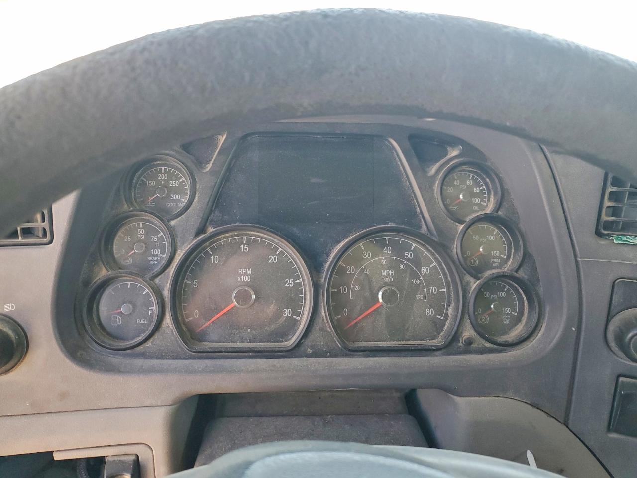 2016 PETERBILT All models VIN 1NPCXH0XXGD345164 photo 9