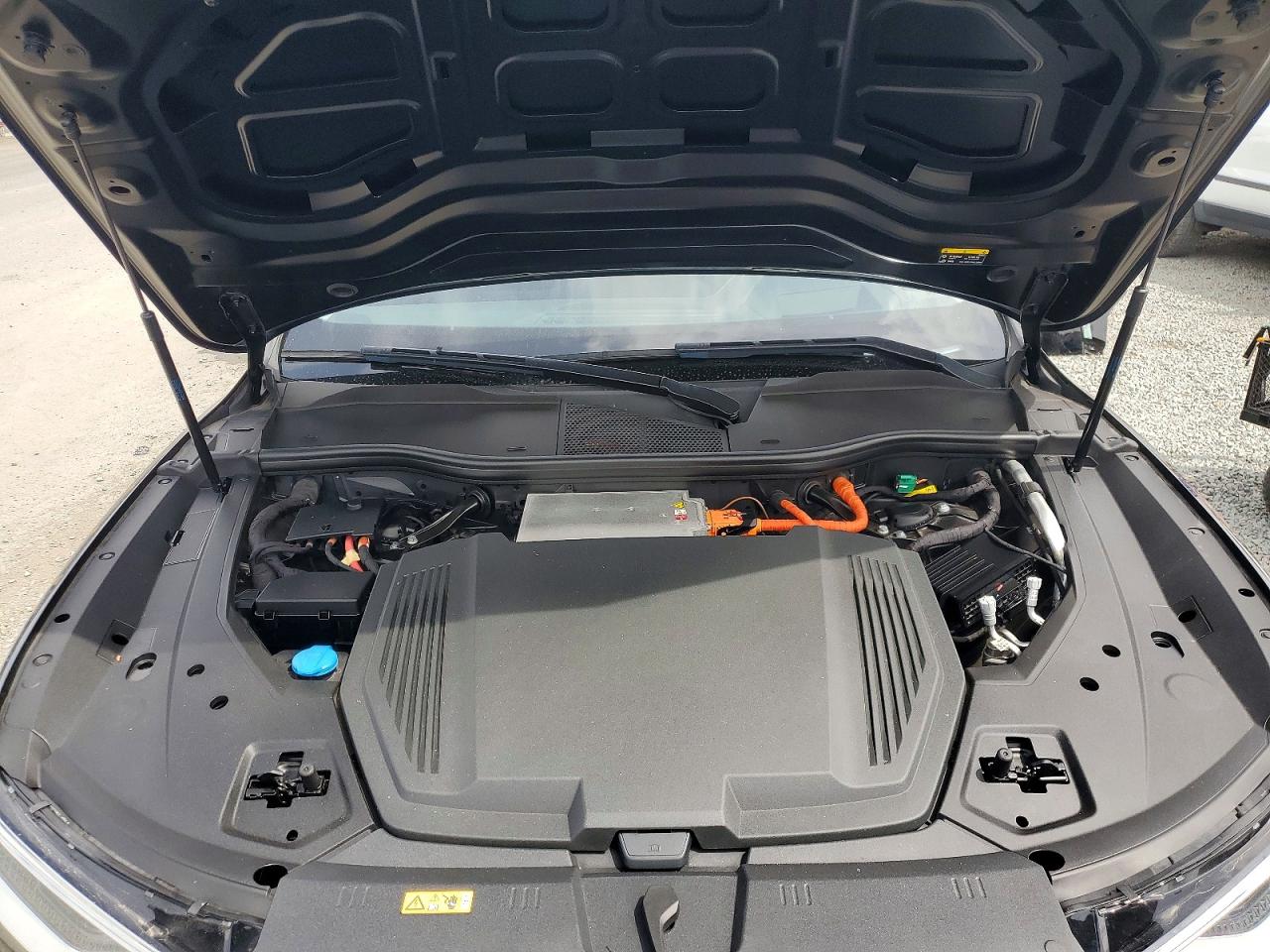 2019 AUDI E-tron VIN WA1VABGE2KB008490 photo 12