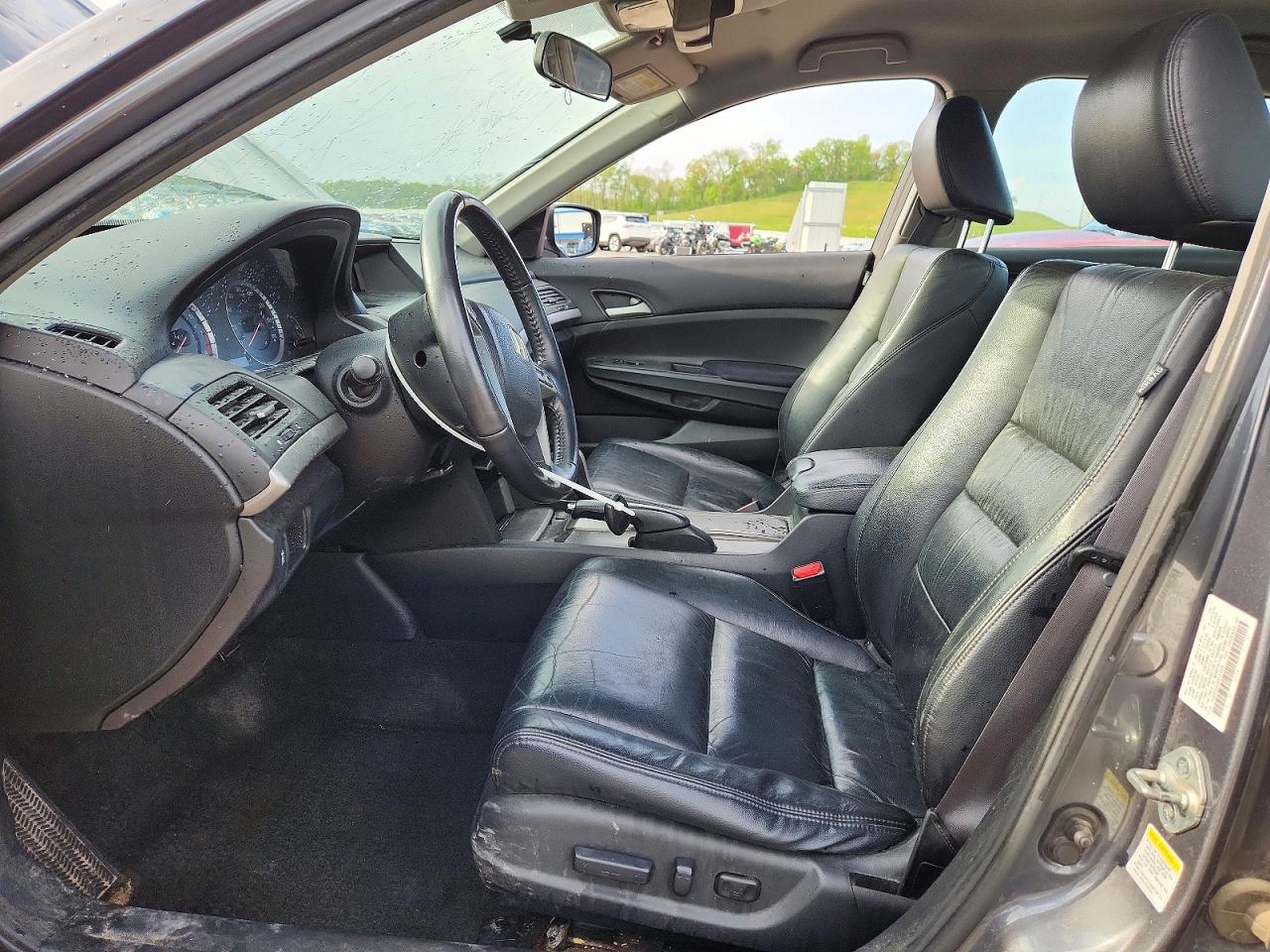 2011 Honda Accord VIN 1HGCP2F65BA131696 photo 7