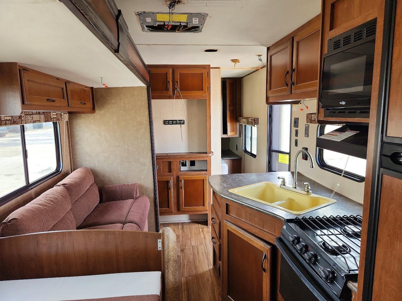 2016 JAYCO All models VIN 1UJBJ0BP9G17W0254 photo 5