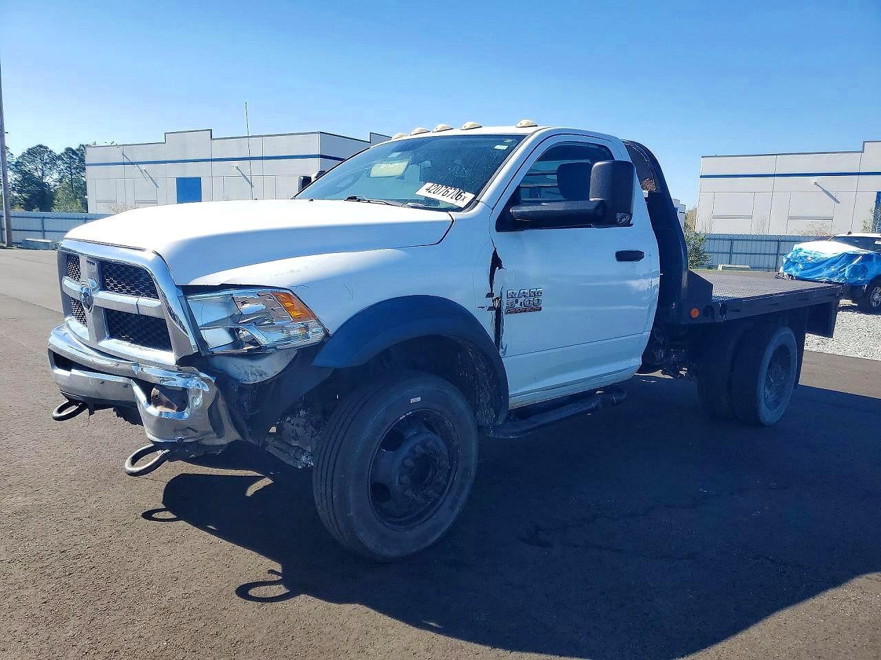 2017 Ram 5500 VIN 3C7WRNAL1HG557550 photo 1