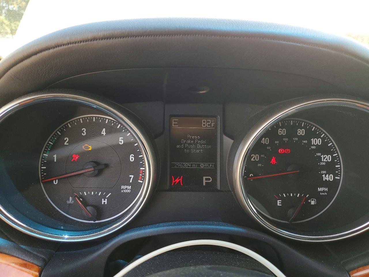 2011 Jeep Cherokee VIN 1J4RR6GT8BC550476 photo 9