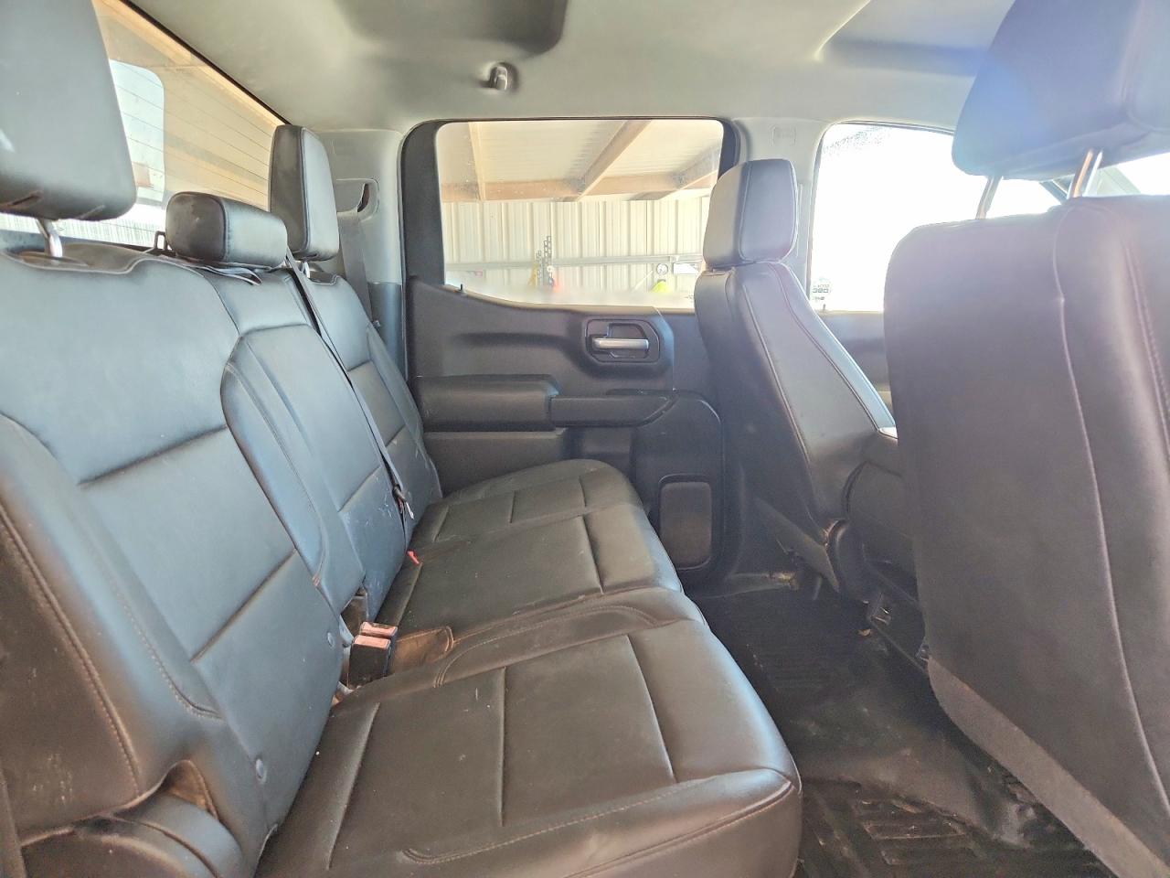 2022 INEOS Silverado VIN 1GCUDAED5NZ619137 photo 10