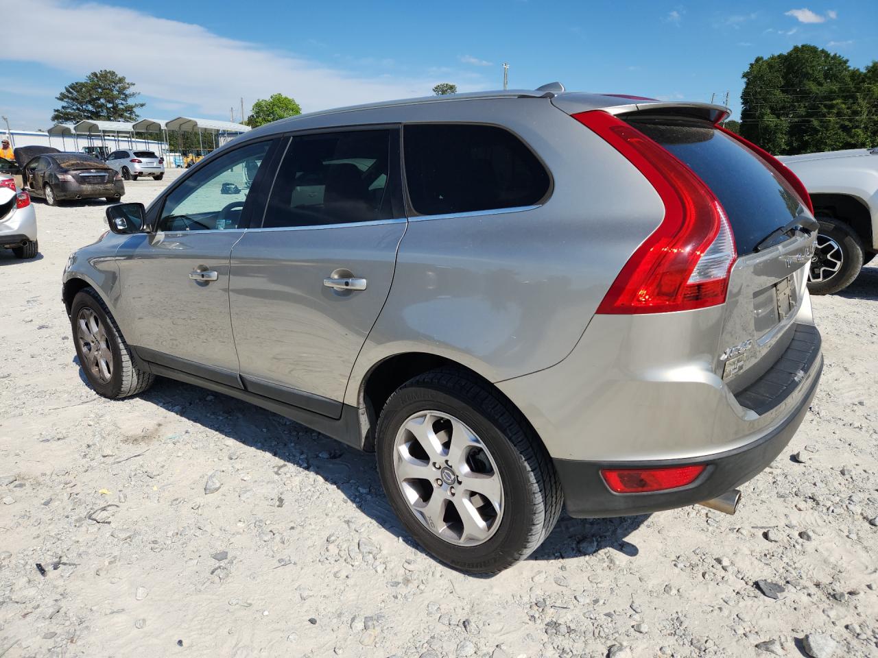 2013 Volvo Xc60 VIN YV4952DL7D2441477 photo 2
