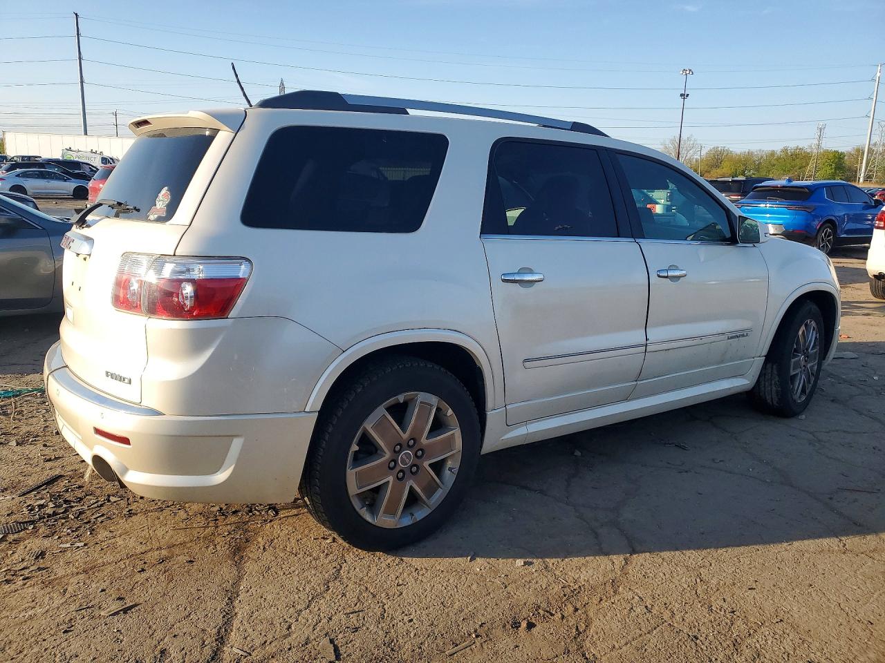 2011 GMC Acadia den VIN 1GKKVTED4BJ414844 photo 3