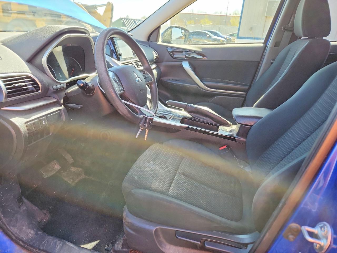 2018 Mitsubishi ECLIPSE VIN JA4AS3AA4JZ067800 photo 7