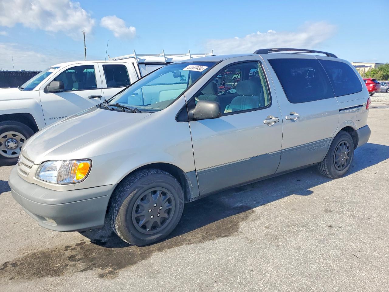 2001 TOYOTA Sienna VIN 4T3ZF13C61U361571 photo 1