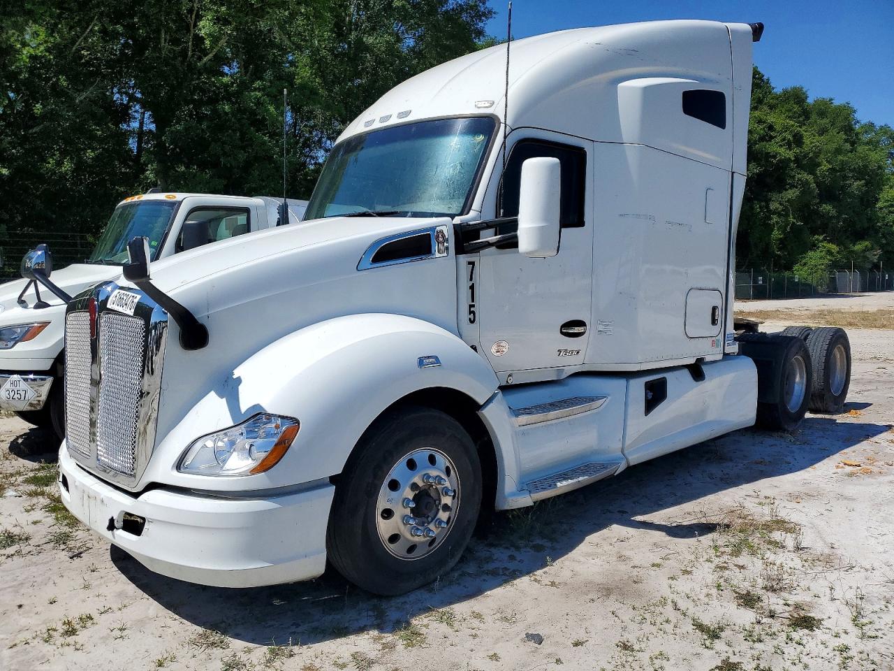 2022 KENWORTH All other VIN 1XKYDP9X4NJ107042 photo 2