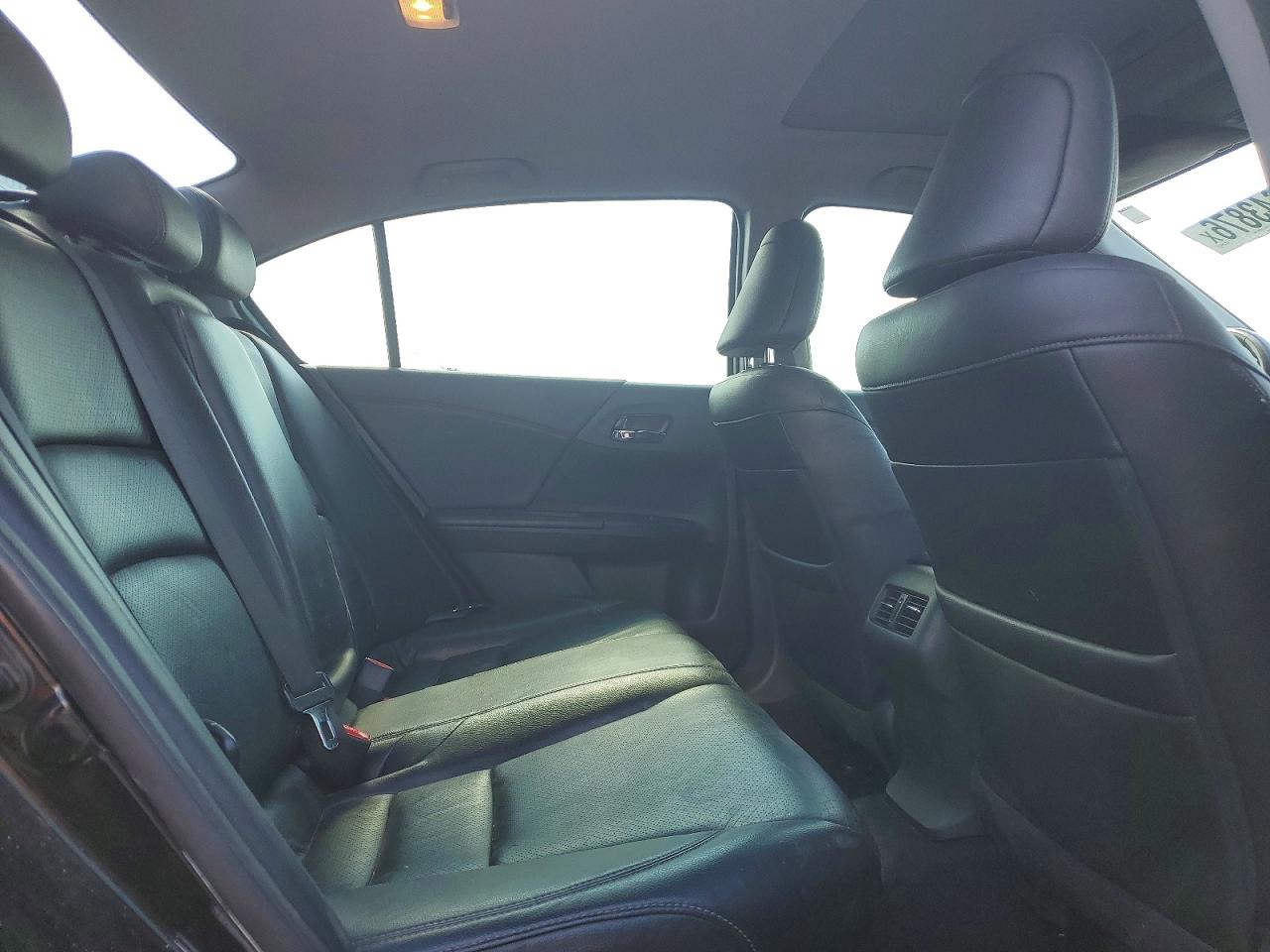 2016 HONDA Accord VIN 1HGCR3F94GA010546 photo 10