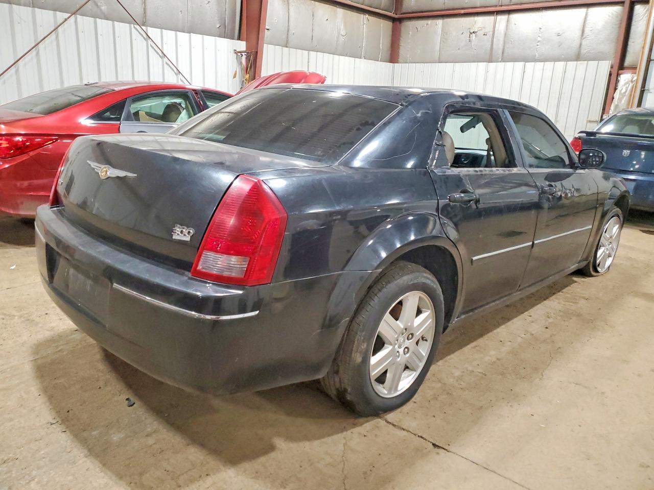 2006 Chrysler 300 VIN 2C3KK53G26H423180 photo 3