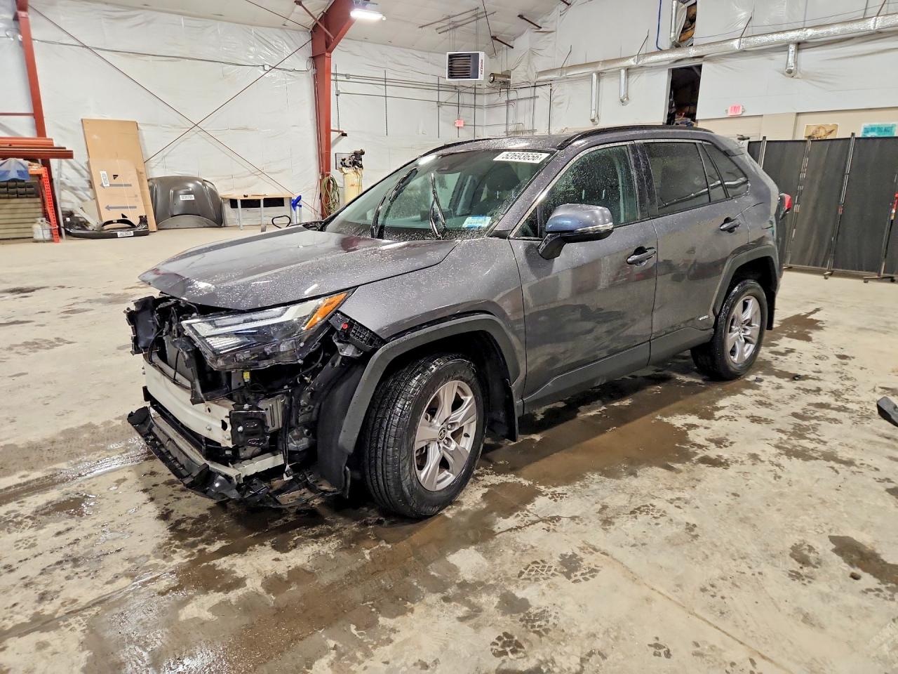 2022 TOYOTA Rav4 VIN 2T3RWRFV7NW132320 photo 1