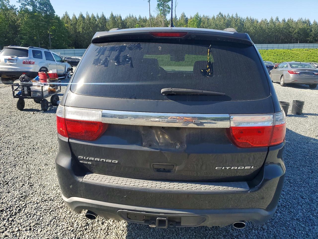 2011 Dodge Durango VIN 1D4SE5GTXBC710566 photo 6