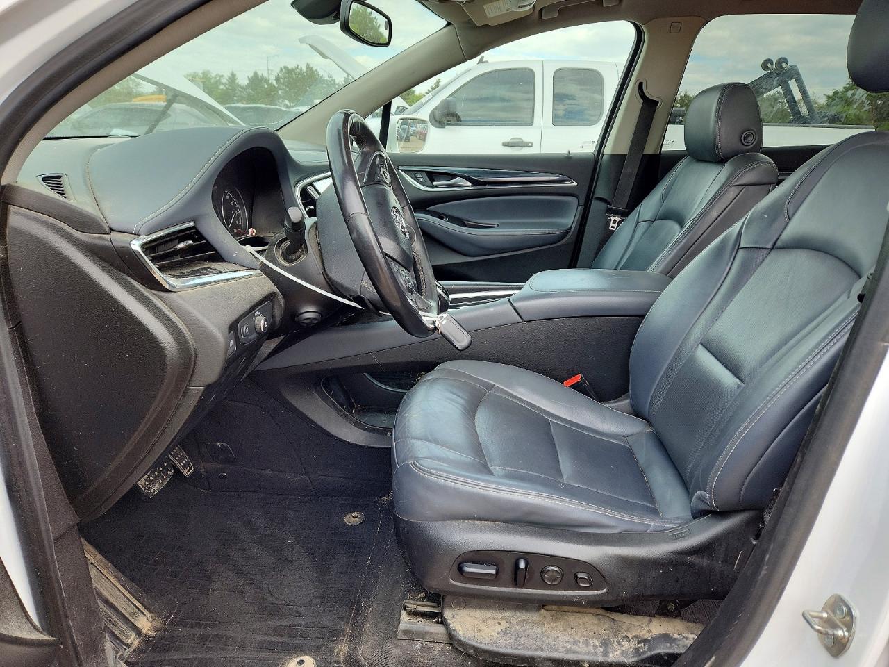 2020 Buick Enclave VIN 5GAEVBKW0LJ254053 photo 7