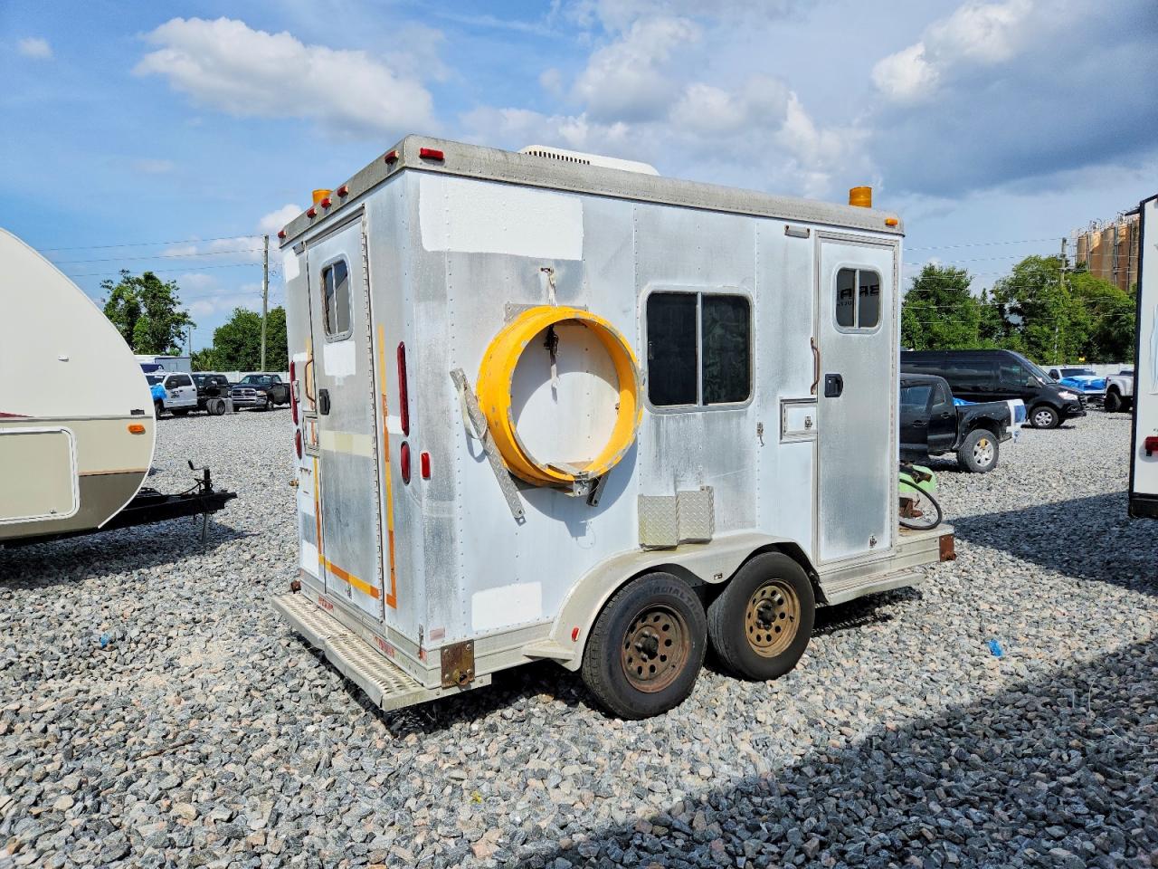 1999 PELSUE FIBER OPTIC SPLICING TRAILER VIN 4FGL01121XC518298 photo 4