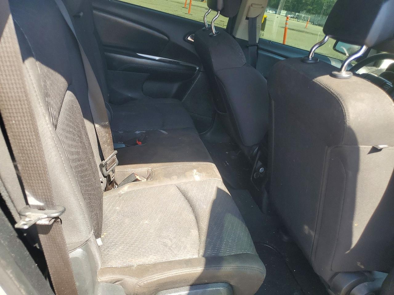 2016 DODGE Journey VIN 3C4PDCAB7GT238638 photo 10
