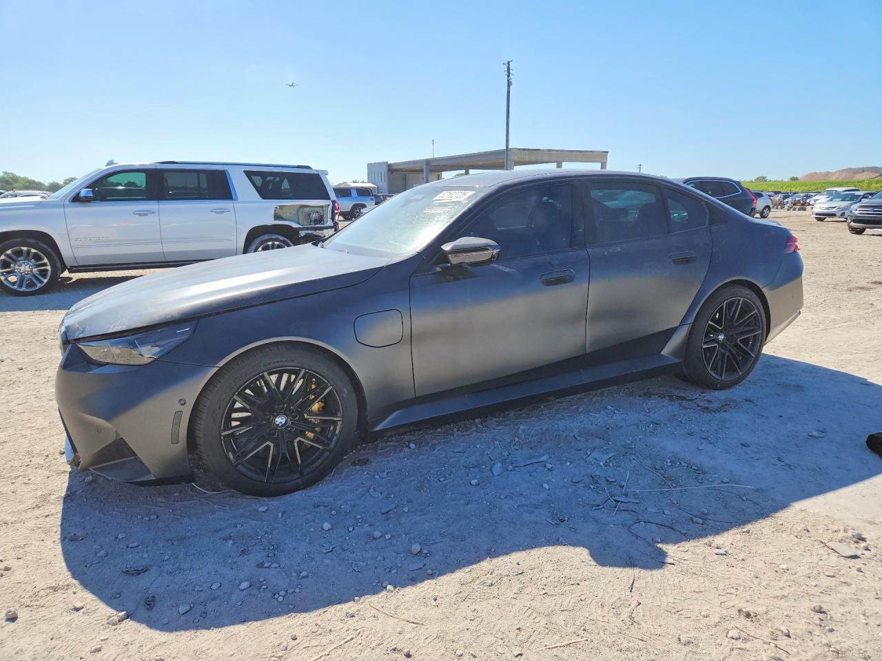 2025 BMW M5 VIN WBS83FK08SCU45123 photo 1