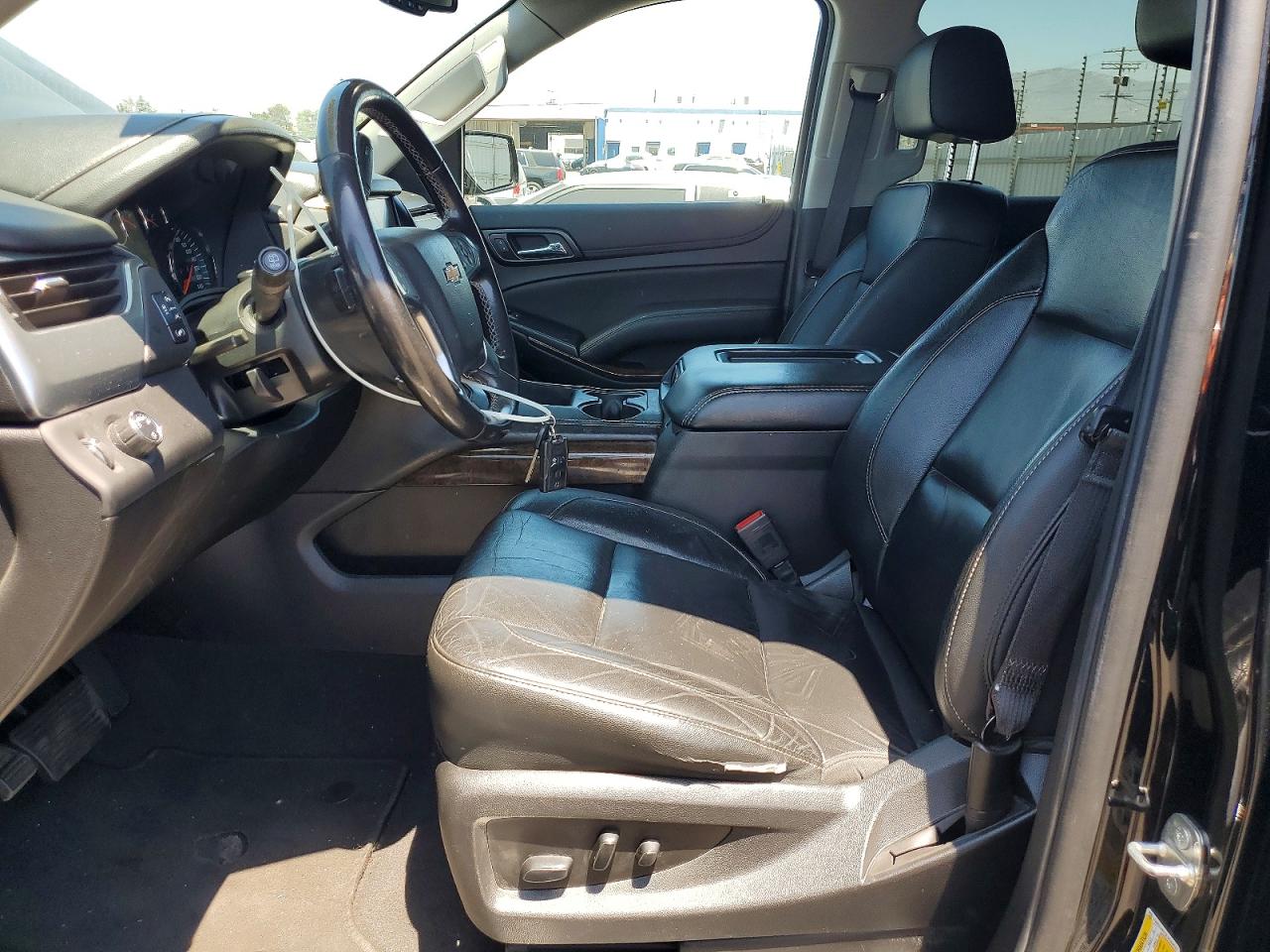 2020 Chevrolet Suburban VIN 1GNSCHKC9LR160620 photo 7