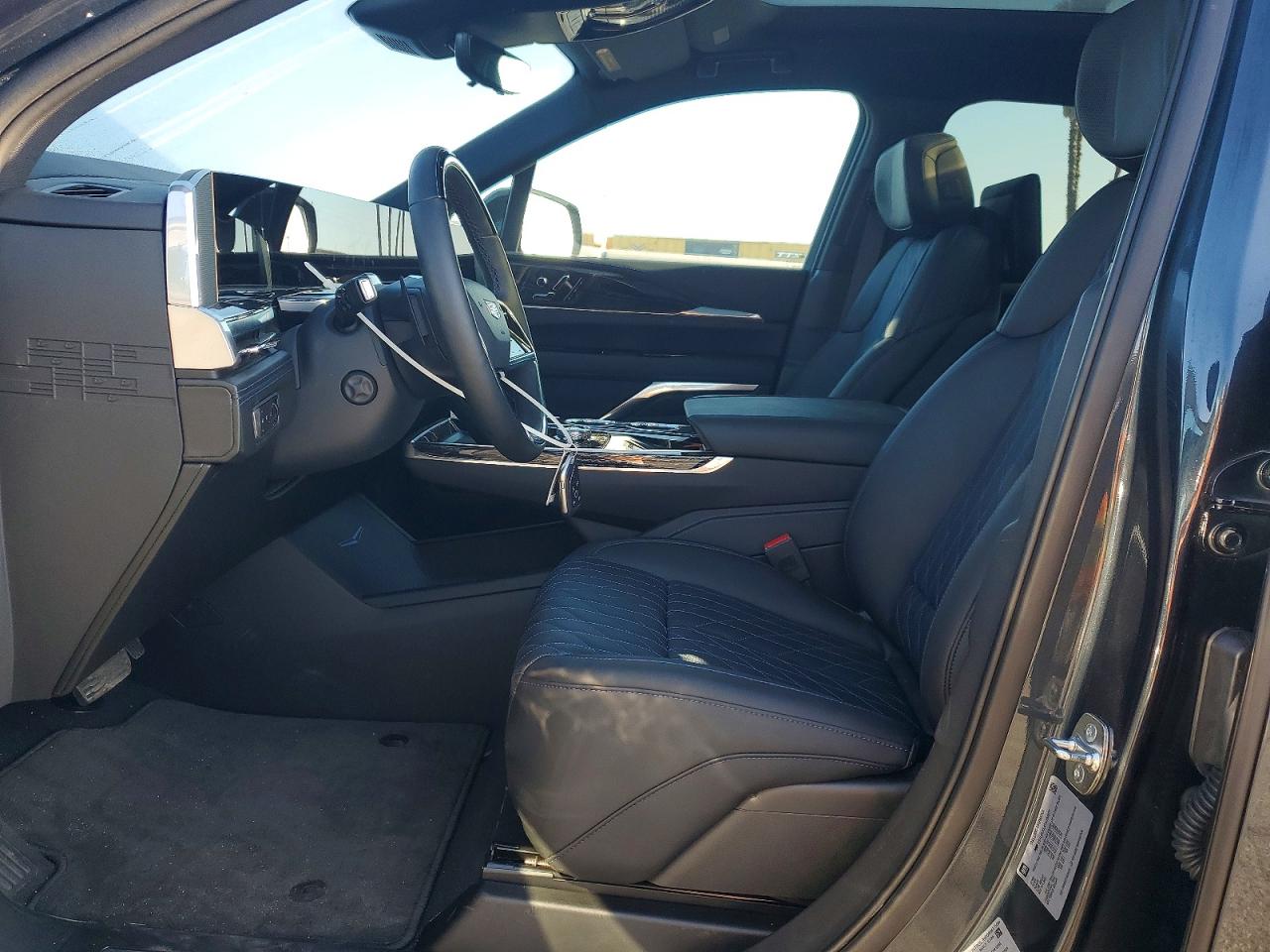 2026 Cadillac All other VIN 1GYLELKL6TU102577 photo 7