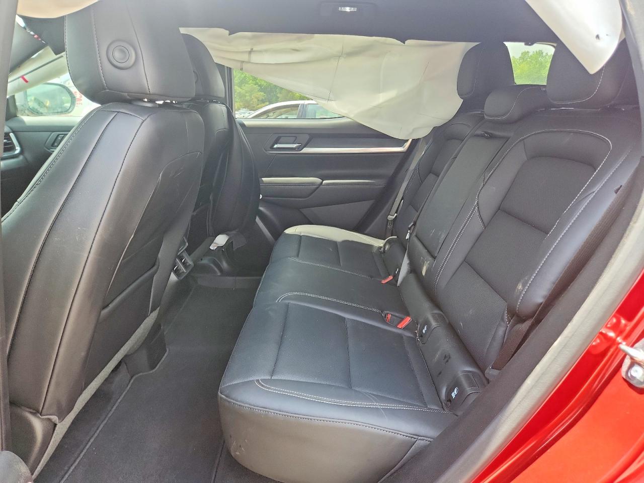 2025 GMC Terrain VIN 3GKALUEGXSL272106 photo 11