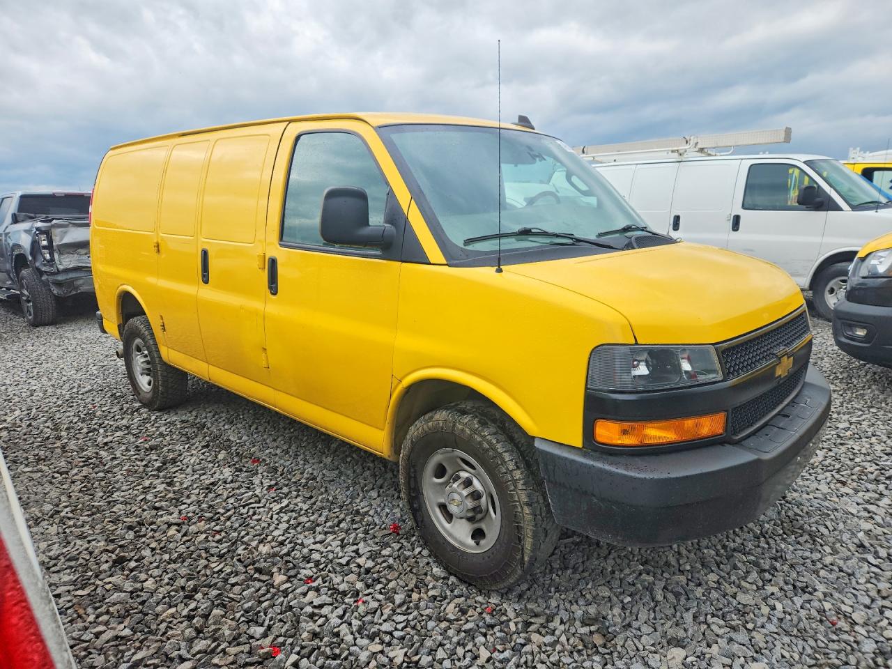 2021 Express VIN 1GCWGAFP3M1175097 photo 4