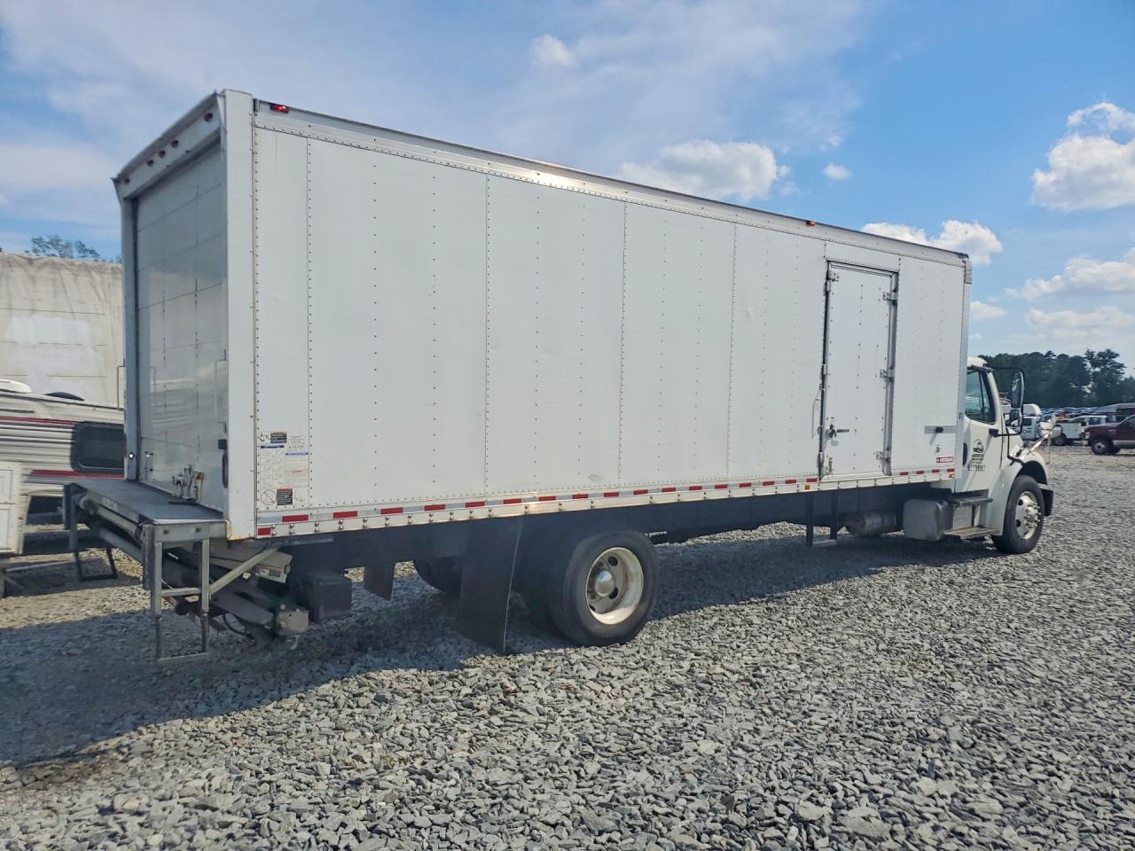 2019 FREIGHTLINER All other VIN 3ALACWFC5KDKT7405 photo 3