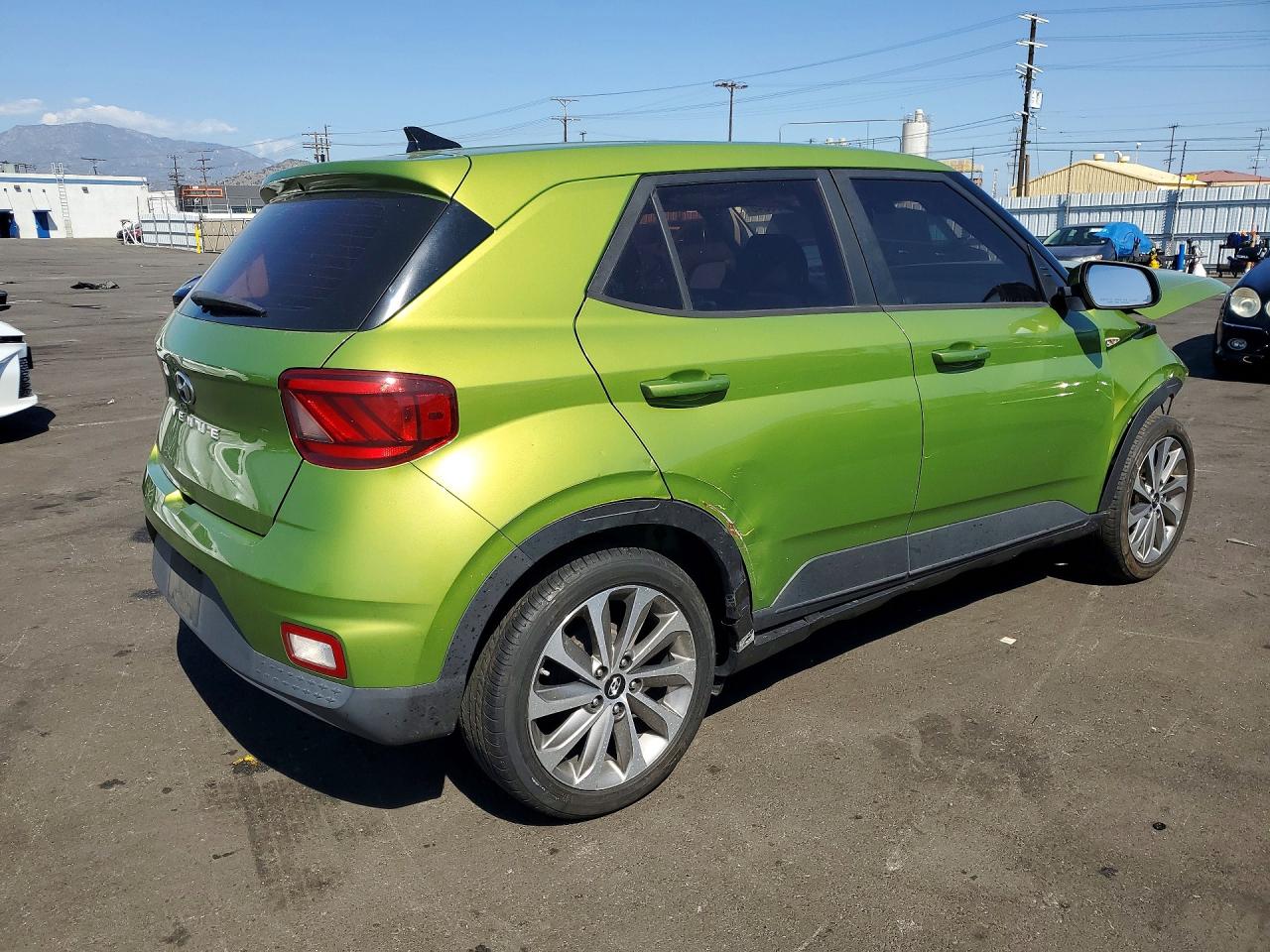 2020 Hyundai Venue VIN KMHRB8A34LU024674 photo 3