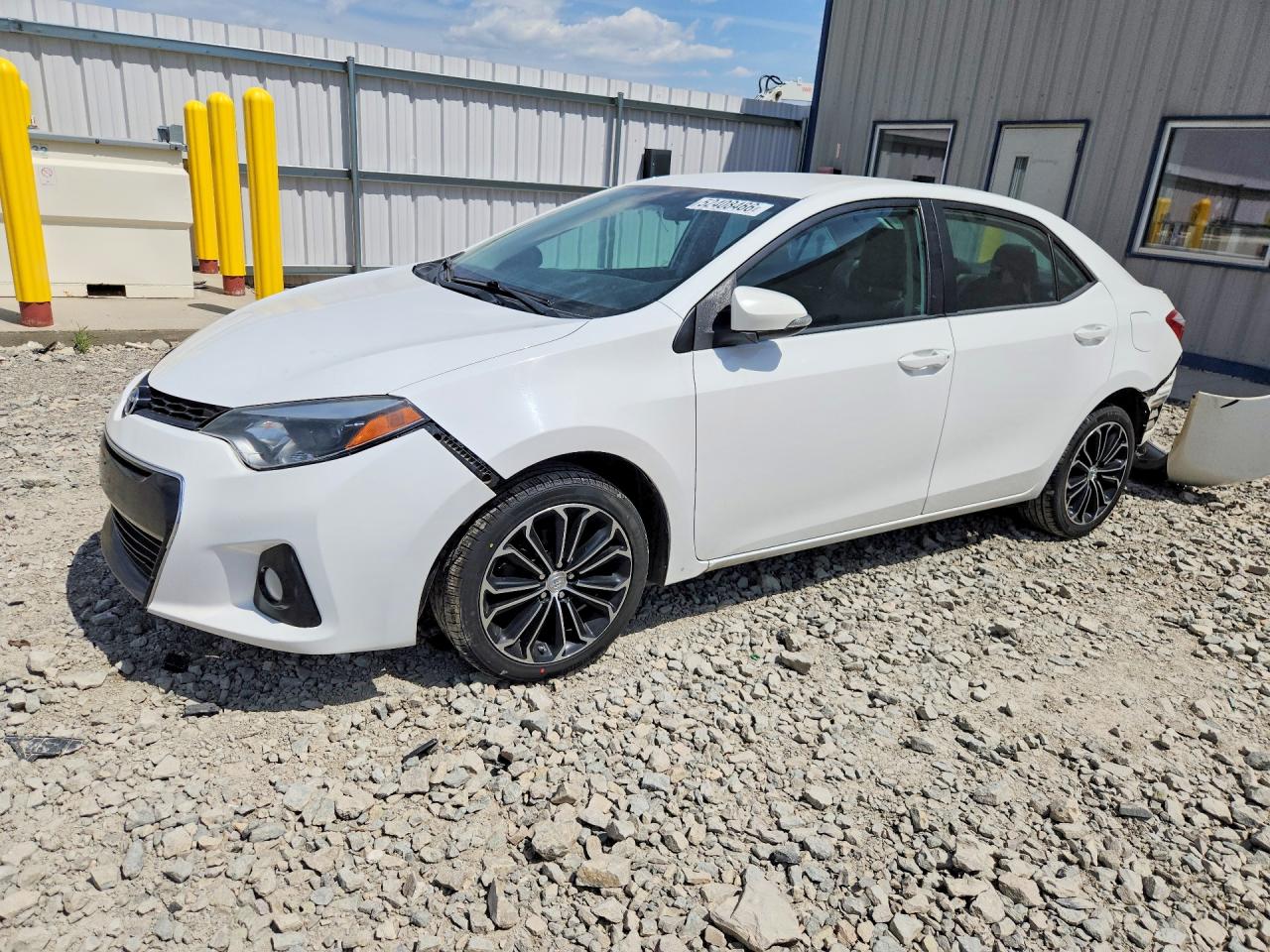 2016 Toyota Corolla VIN 2T1BURHE0GC526243 photo 1