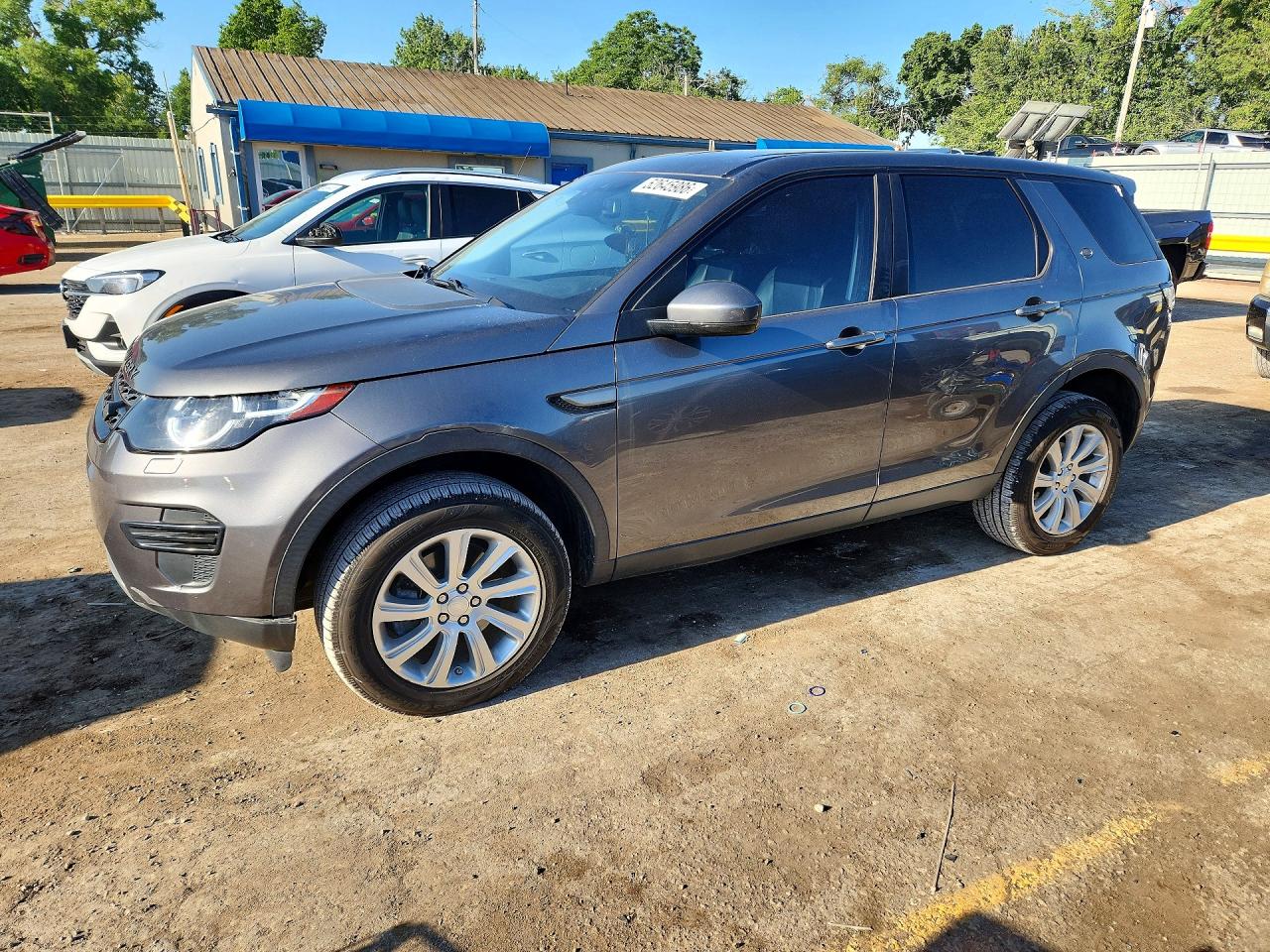 2019 Land Discovery VIN SALCP2FX4KH799769 photo 1