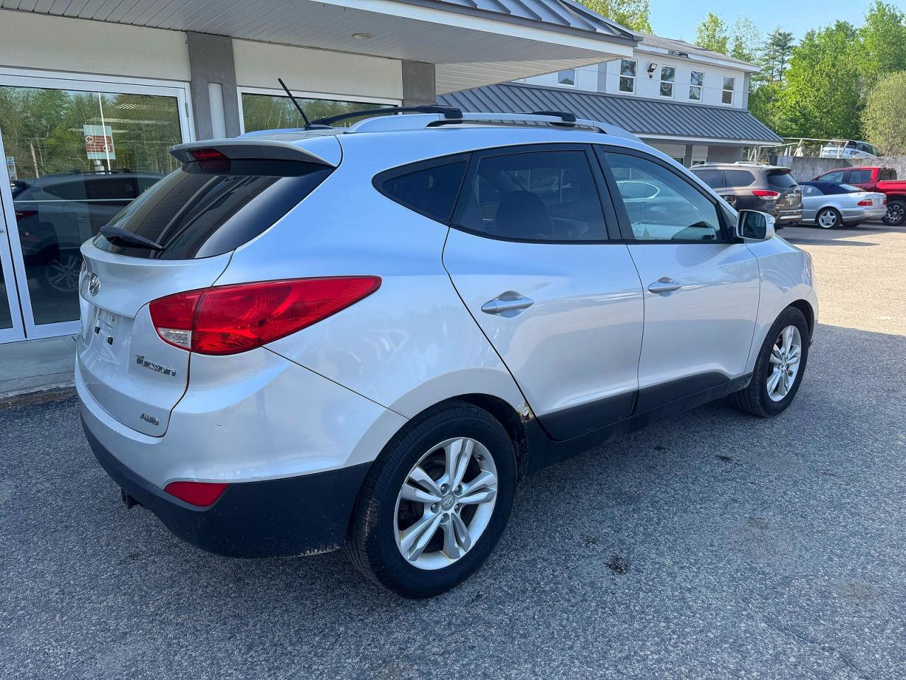 2012 HYUNDAI Tucson VIN KM8JUCAC4CU395912 photo 4