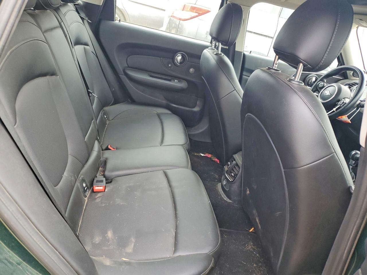 2018 MINI Cooper VIN WMWLN5C59J2B35437 photo 10