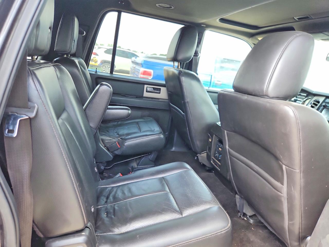 2014 Ford Expedition VIN 1FMJK1K54EEF63877 photo 11
