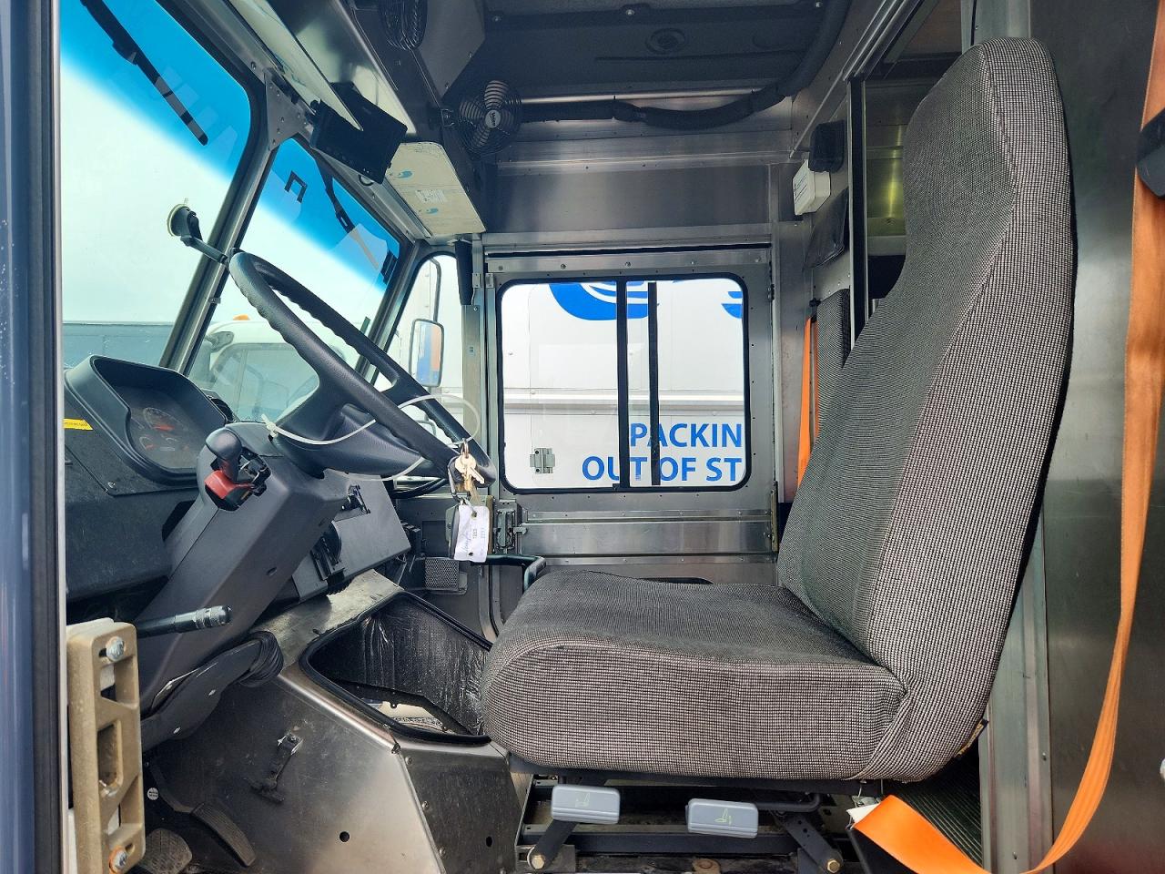 2021 FREIGHTLINER All other VIN 4UZAC2GA2MCMM9296 photo 7