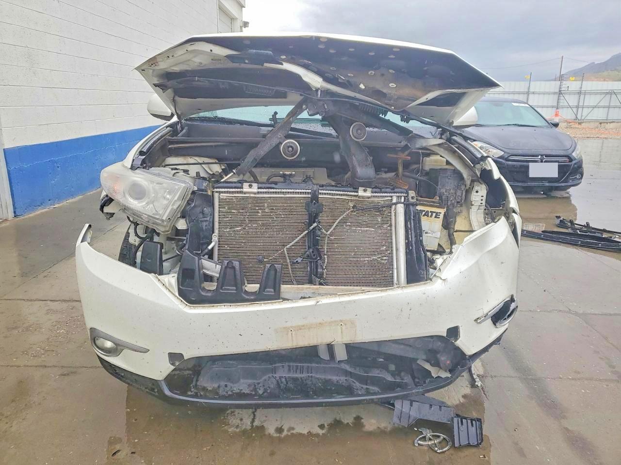 2012 Toyota Highlander VIN 5TDBK3EH1CS166869 photo 5