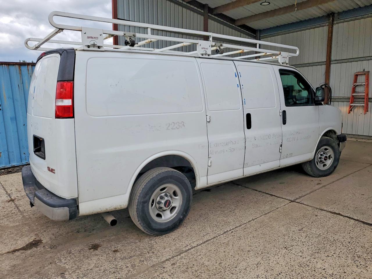 2020 CHEV Express VIN 1GCWGAFG5L1162057 photo 3