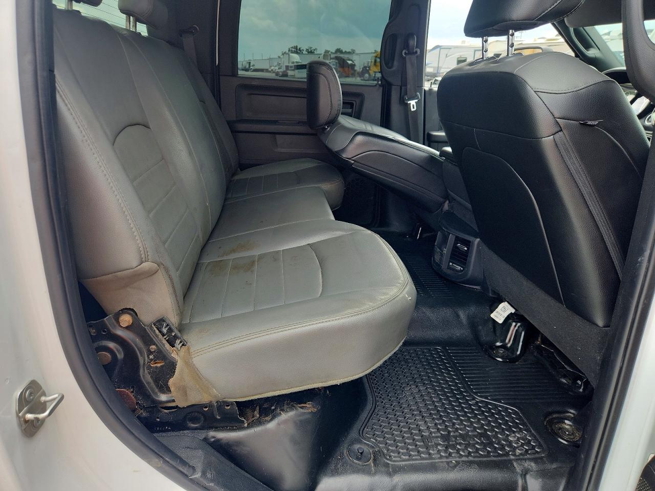 2023 Ram 2500 VIN 3C6UR5CL0PG543078 photo 11