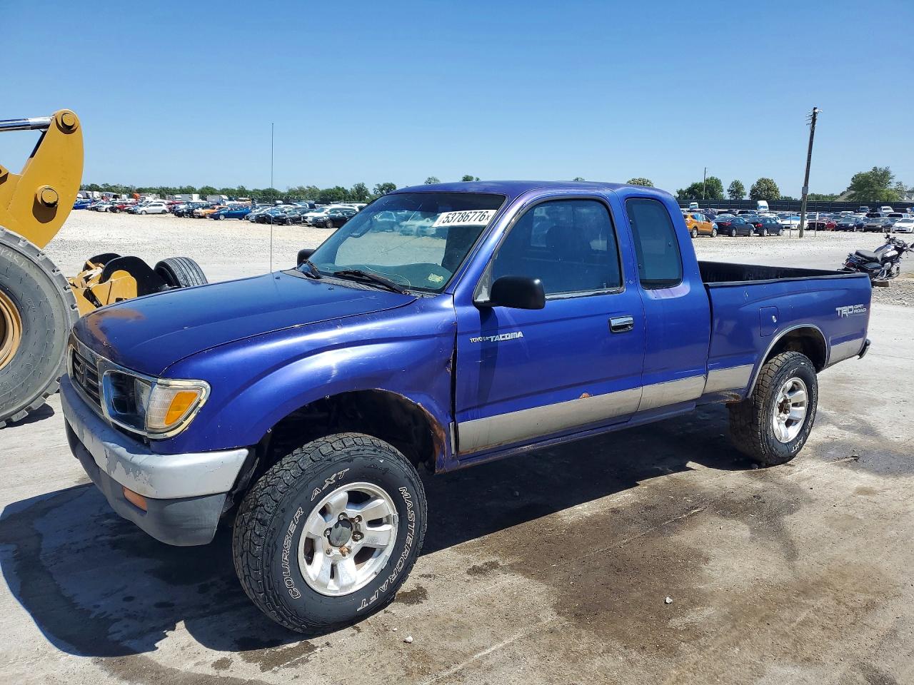 1995 Toyota Tacoma VIN 4TAUN73C8SZ064900 photo 1