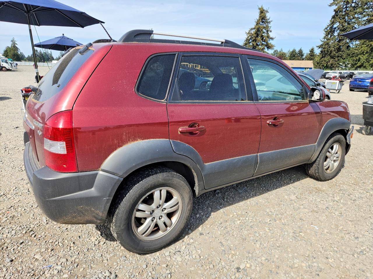 2008 Hyundai Tucson VIN KM8JN72D88U768808 photo 3