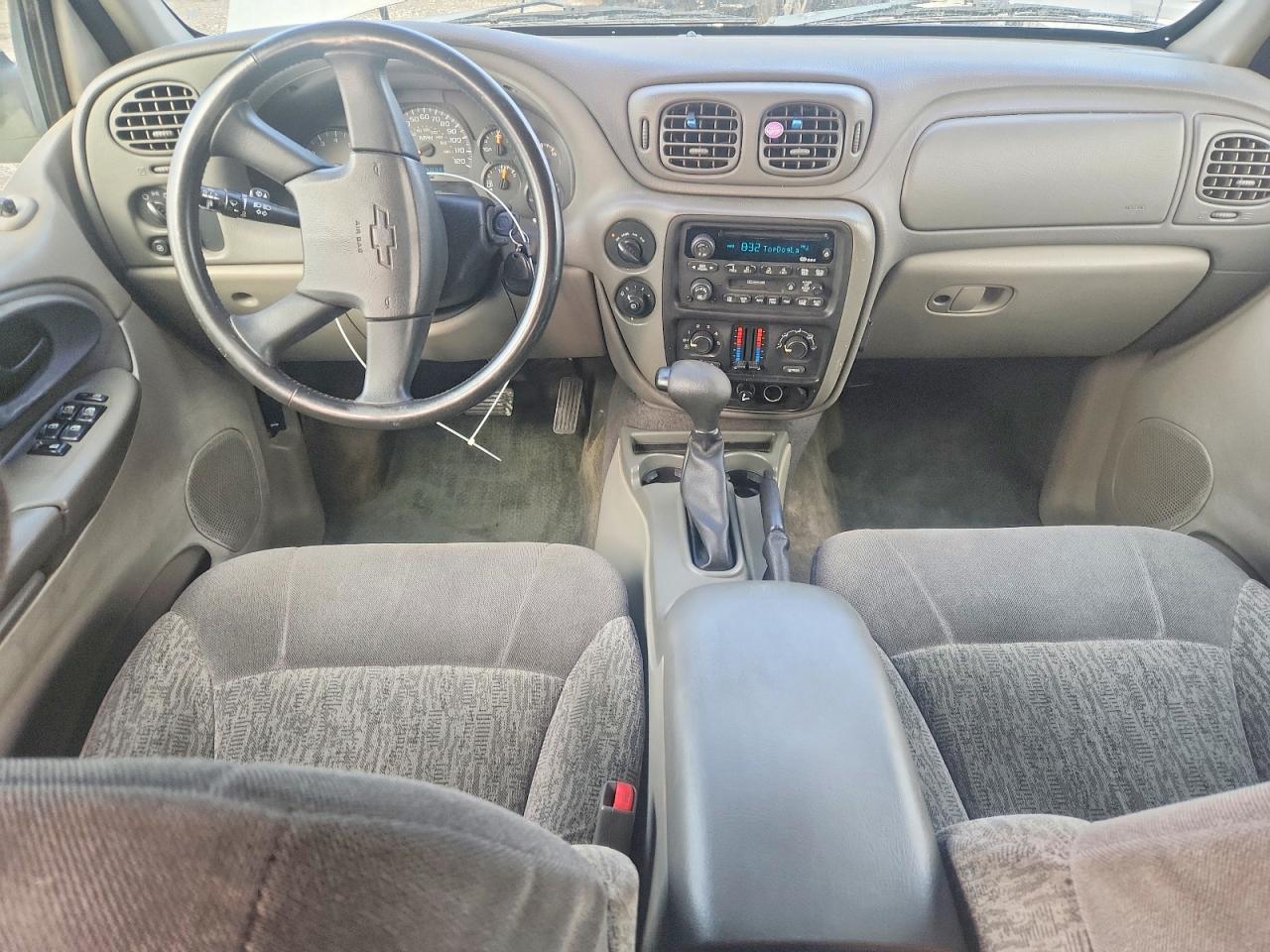 2002 CHEV Trailblaze VIN 1GNDT13S622447135 photo 8
