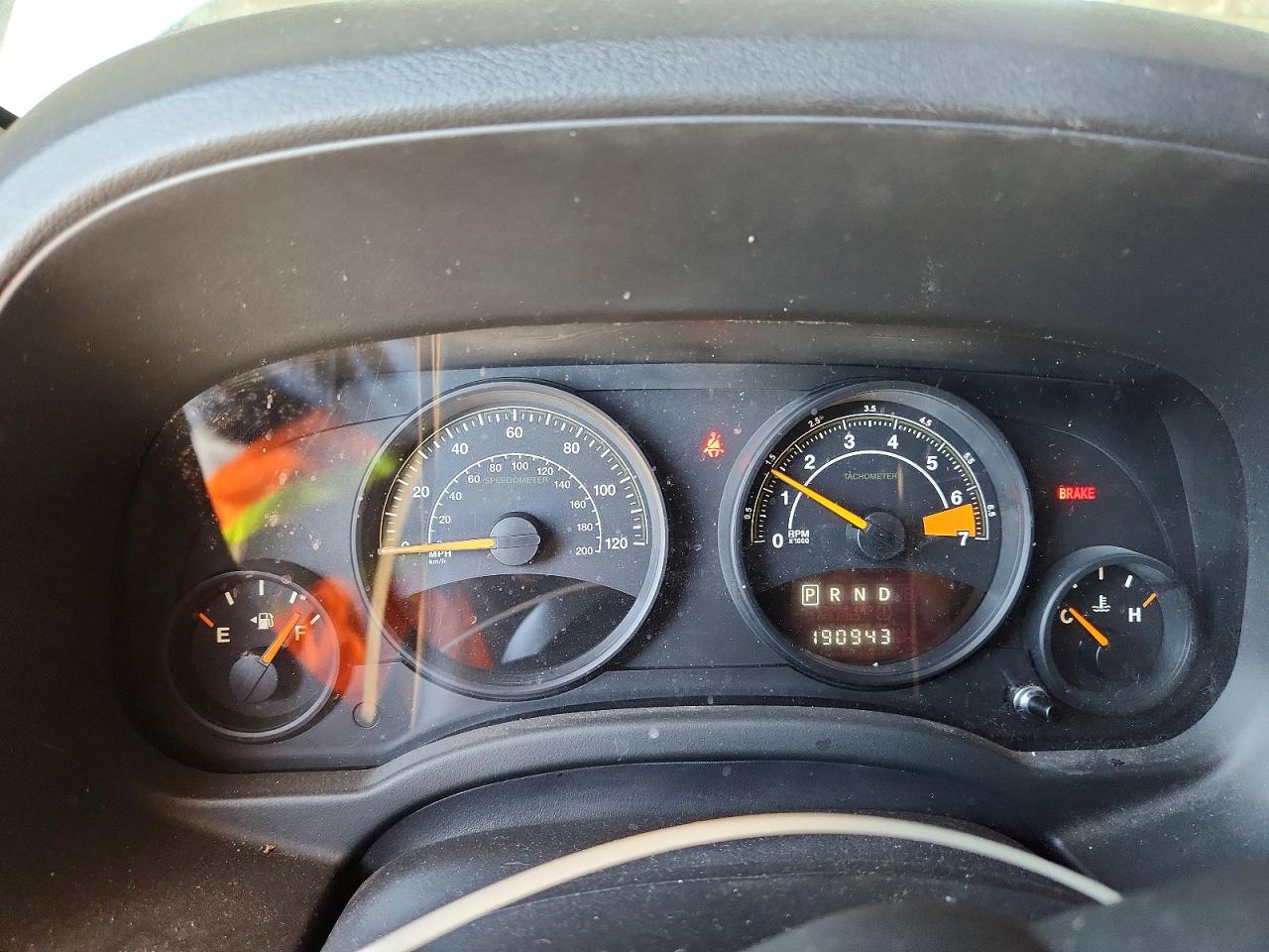 2014 Jeep Patriot VIN 1C4NJPBA7ED775123 photo 9