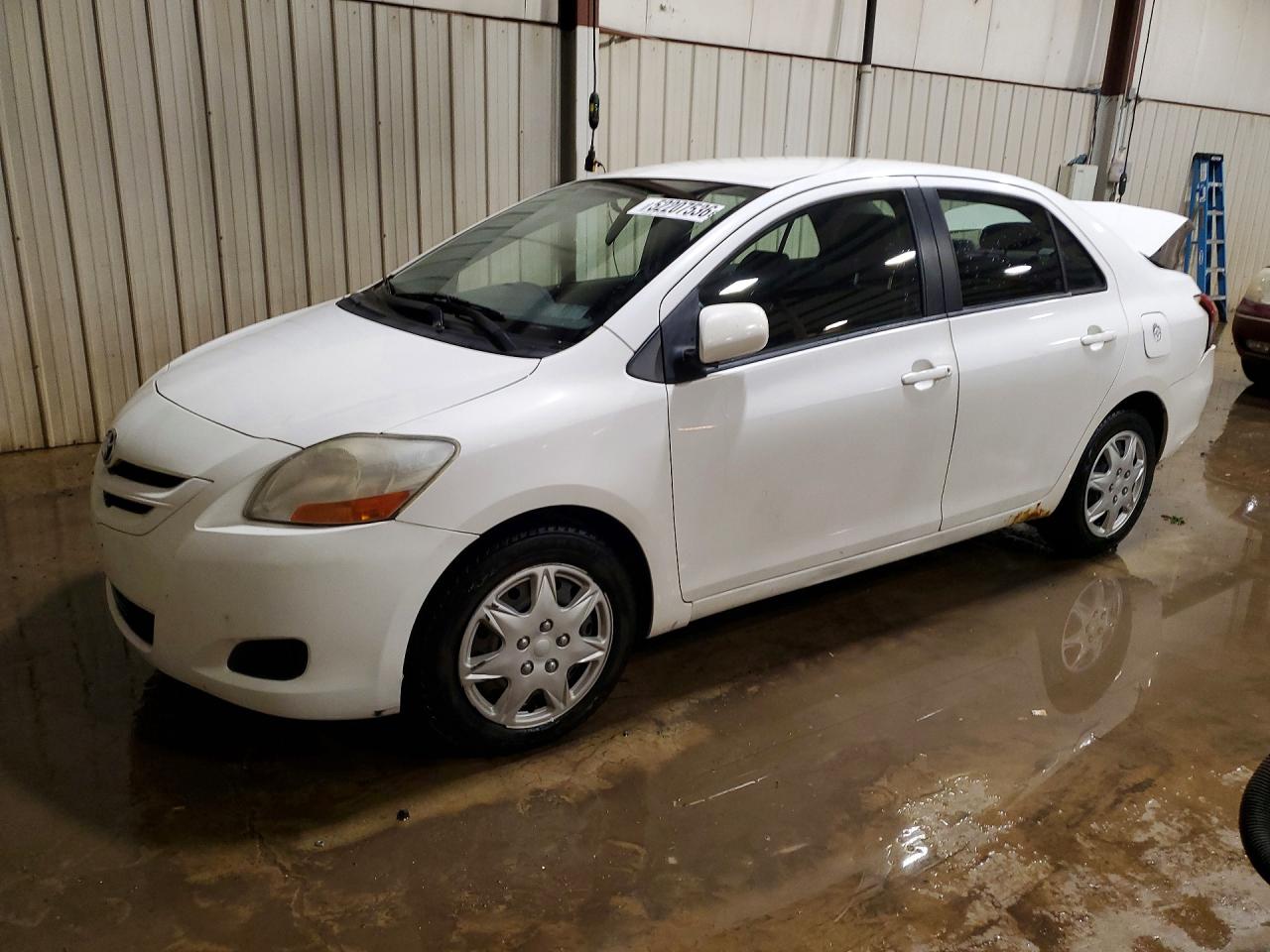 2007 TOYOTA Yaris VIN JTDBT903171114284 photo 1