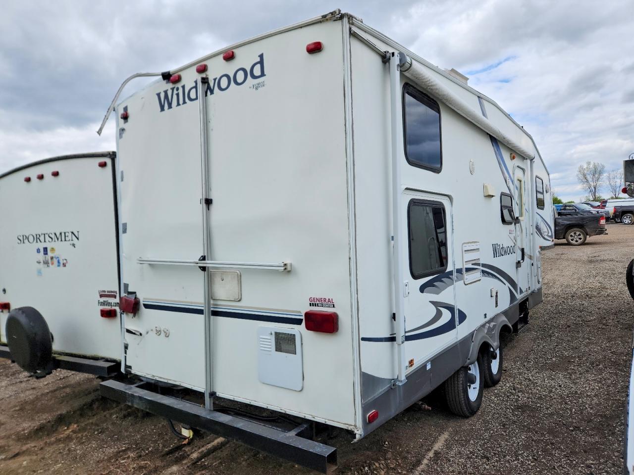 2005 FOREST All models VIN 4X4FWDA2X5J045572 photo 4