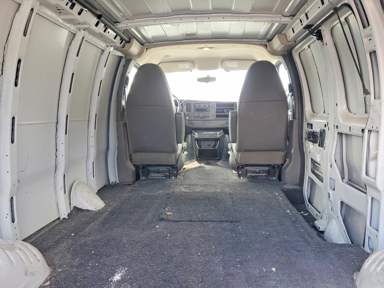 2013 CHEV Express VIN 1GCSGAFX2D1190429 photo 10