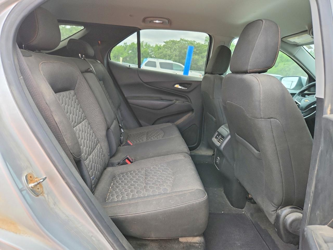 2019 CHEV Equinox VIN 3GNAXKEV7KL167923 photo 11