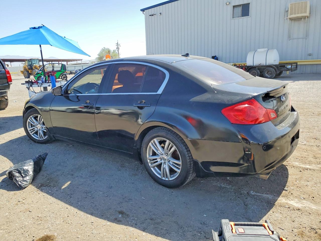 2011 Infiniti G37 VIN JN1CV6AP5BM300306 photo 2