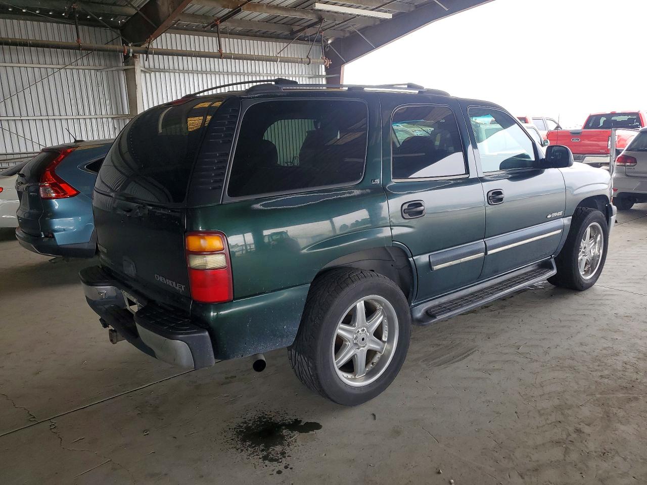 2001 Chevrolet Tahoe k150 VIN 1GNEK13T41J205223 photo 3