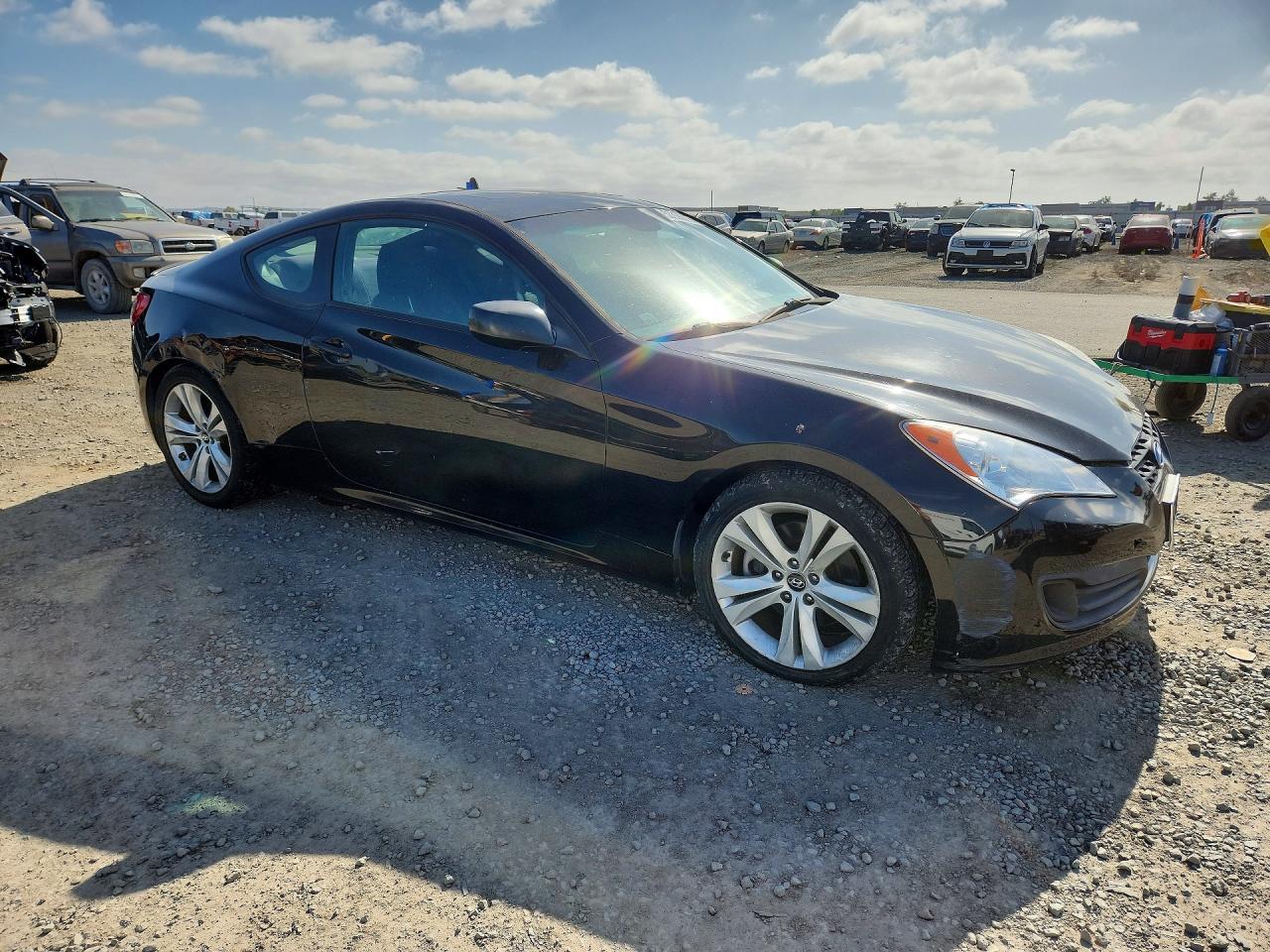 2011 Hyundai Genesis VIN KMHHT6KD2BU059586 photo 4