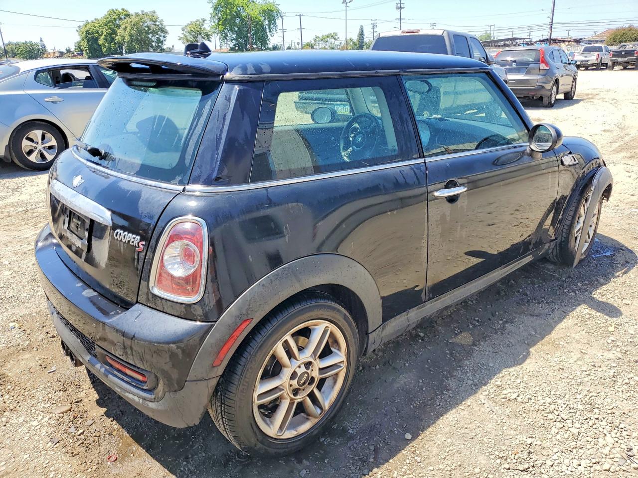 2012 Mini Cooper VIN WMWSV3C52CTY16436 photo 3