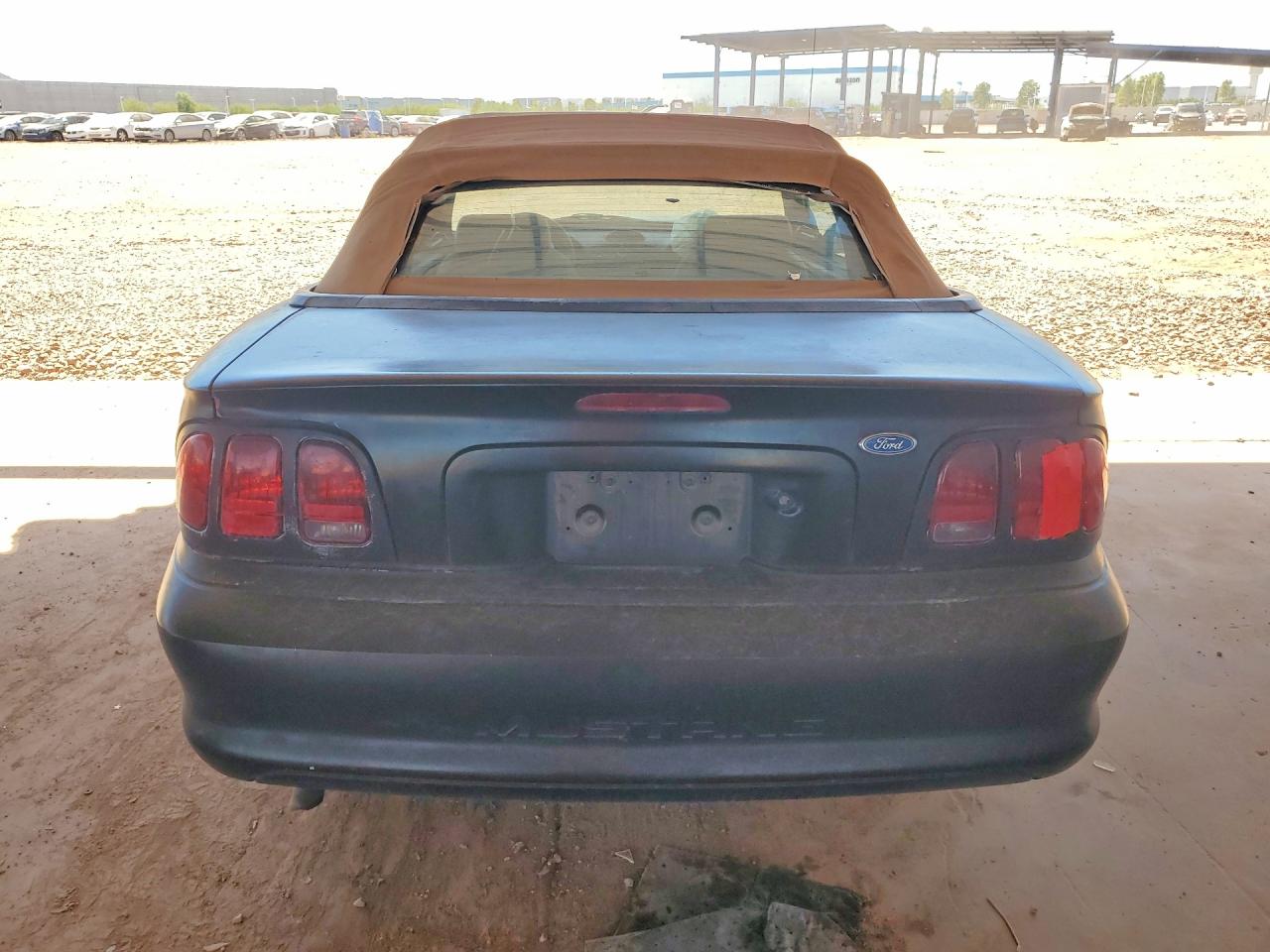 1996 Ford Mustang VIN 1FALP4445TF205319 photo 6
